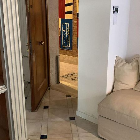 Ca' Olivolo 1891 In Biennale Apartment Venesia Bagian luar foto
